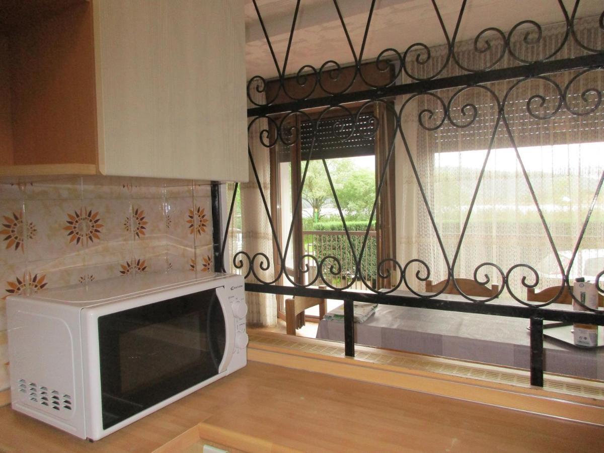 La Perla Del Lago Apartment Calceranica al Lago Luaran gambar