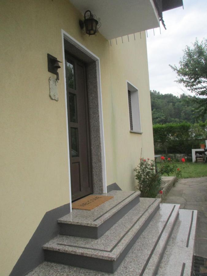La Perla Del Lago Apartment Calceranica al Lago Luaran gambar